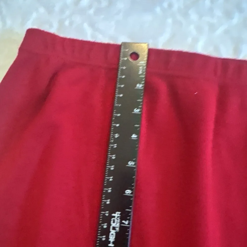 Leslie Fay Red Straight Skirt Sz L side Slit & elastic Waist